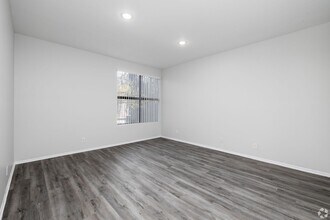 Interior Photo - 1527 Veteran Ave