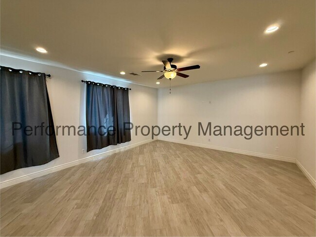Building Photo - Modern 3 Bed/3 Bath in City in the Hills w/ Solar, RBP & $0 Deposit Option