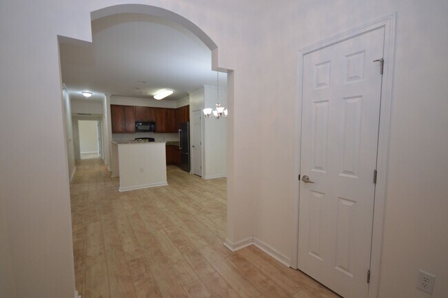 Building Photo - 528 Weather Ridge Ln #12, Cary, NC - Bev R...