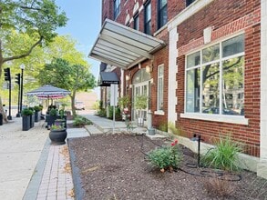 Building Photo - 881 Lafayette Blvd