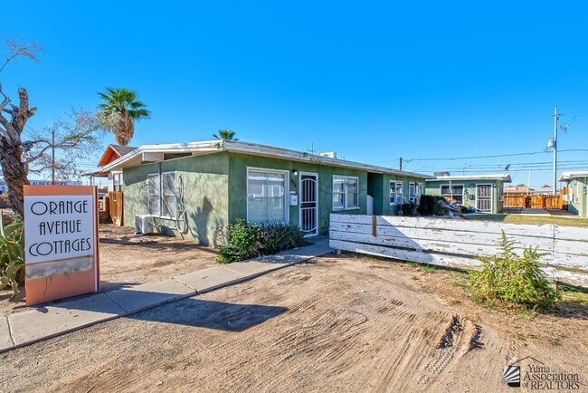 Foto del edificio - 678 S Orange Ave