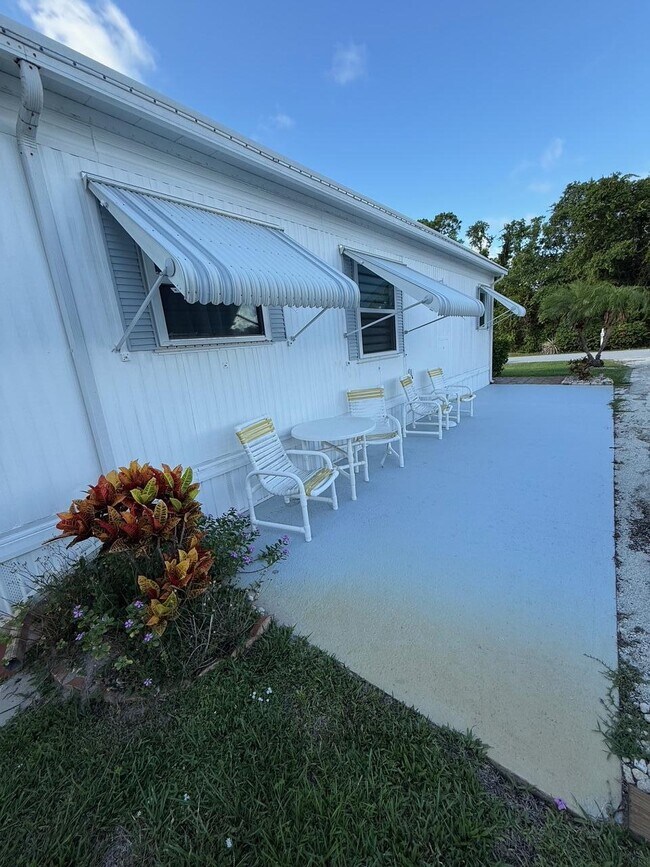Foto del edificio - 7816 SE Wren Ave