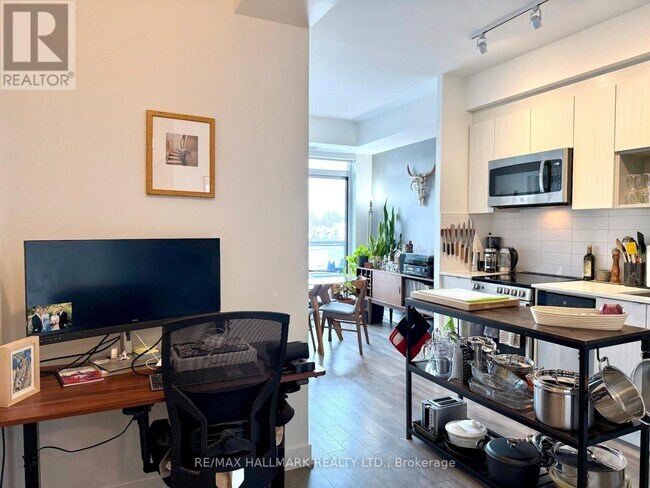 Photo du bâtiment - 630 Greenwood Ave