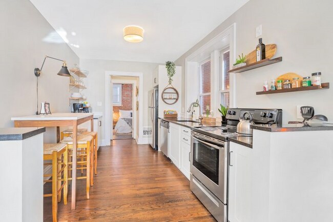 Foto del edificio - 4231 Swan Ave