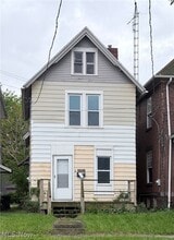 Building Photo - 1406 6th St SW