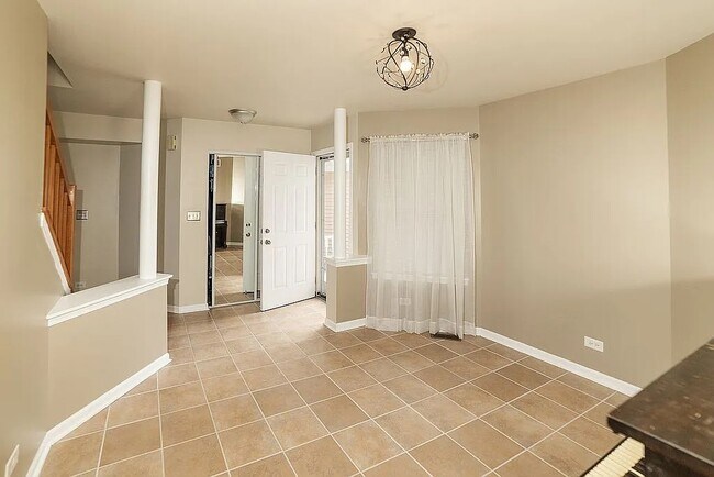 Foto del edificio - 1702 Saint Ann Dr