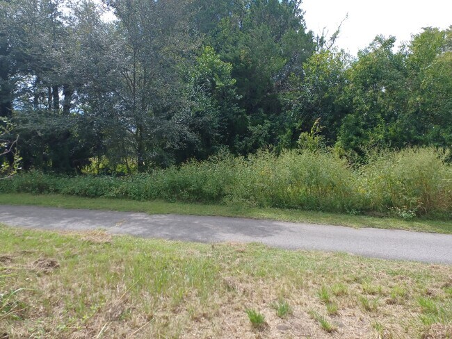 Building Photo - 20714 Caboose Dr