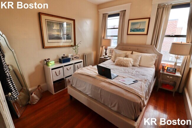 Foto del edificio - 1266 Commonwealth Ave