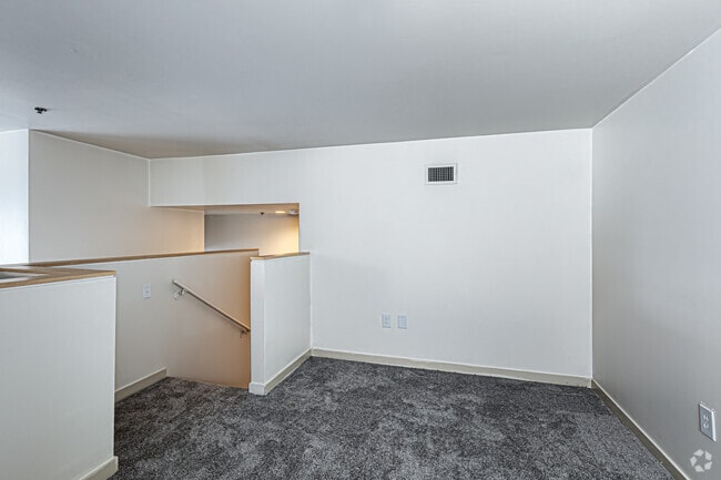 2 habitaciones, 2 baños - 1108 pies cuadrados - Dormitorio - Professional Building Lofts