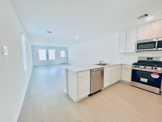 Foto del edificio - 1367 Diamond Carnation Dr