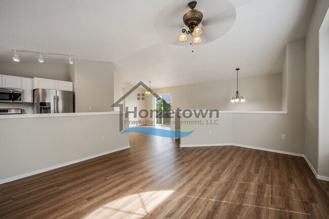 Foto del edificio - Updated 4 Bedroom Home in Fieldstone!
