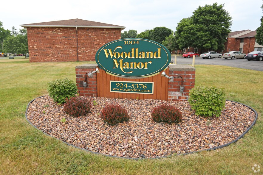 Woodland Manor Apartments Rentals Farmington, NY