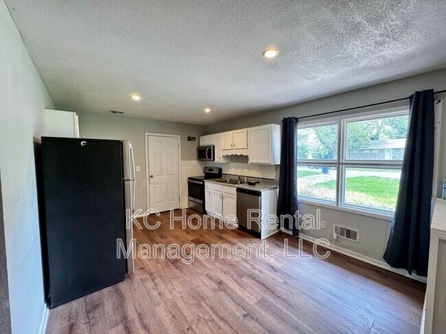 Foto del edificio - 7313 E 109 Terrace