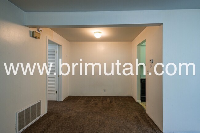 Foto del edificio - 1418-1426 S. 1100 E. - 8S