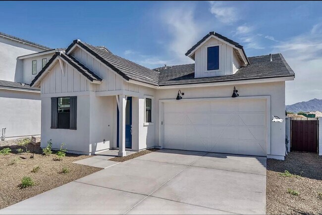 Foto del edificio - Stunning 4 Bedroom/3 Bath Single Level Hom...