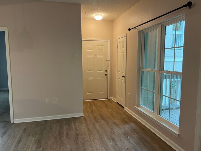 Foto del edificio - Lovely Condo with Updated Bathrooms and Private View - Summer House