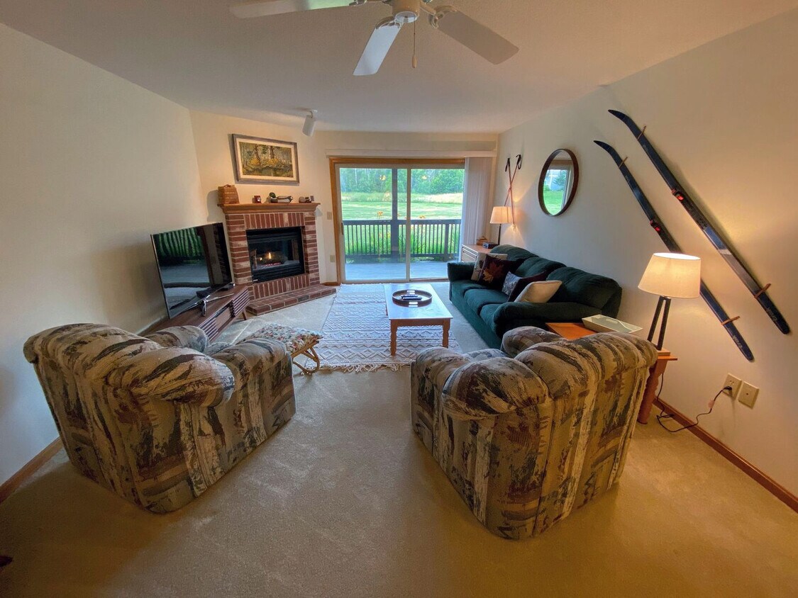 Foto principal - 51 Stickney Cir