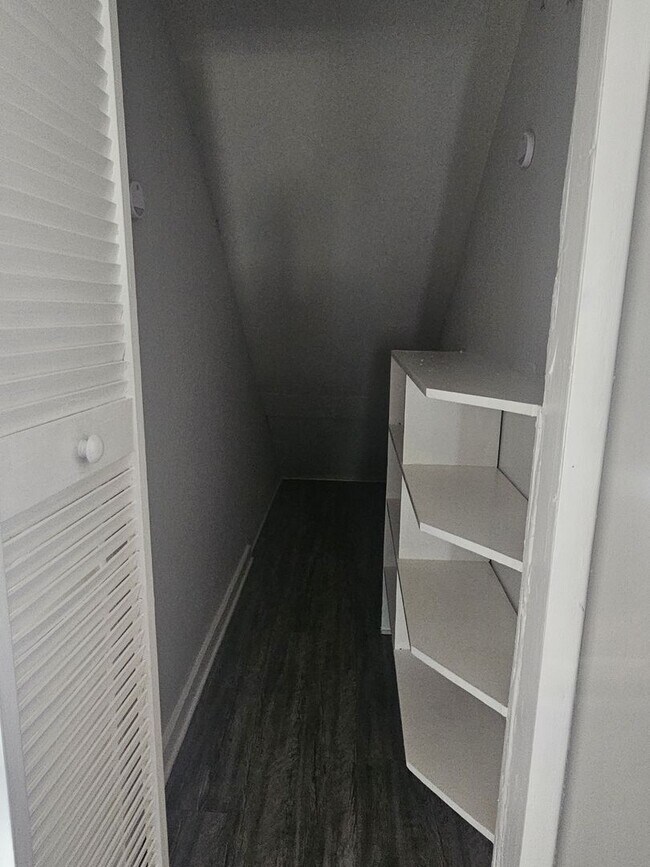 Foto del edificio - 317 Whaley St