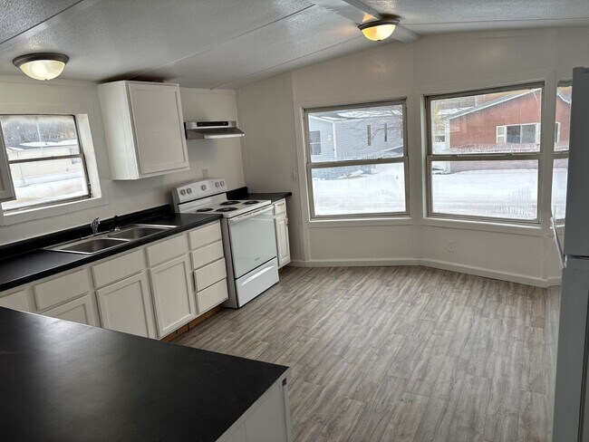 Foto del edificio - Glendale Mobile Home Park