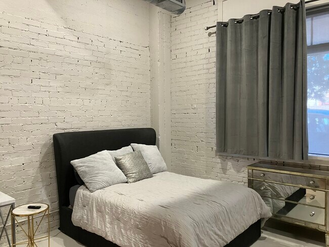 Foto del edificio - 2329 1st Ave N