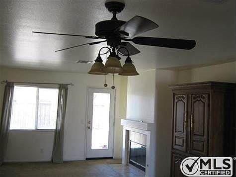 Building Photo - 3 bedroom in Victorville CA 92394
