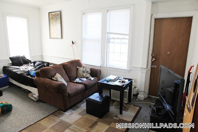 Foto del edificio - 61 S Huntington Ave