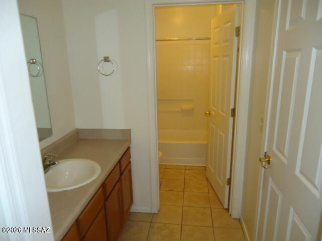 Building Photo - 3036 N Balboa Ave
