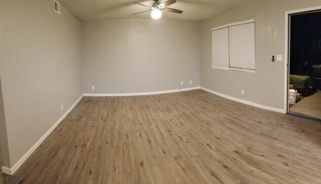 Living Room - 6237 Carlow Dr