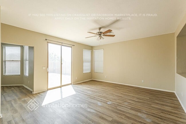 Foto del edificio - 6826 S 30th Ln