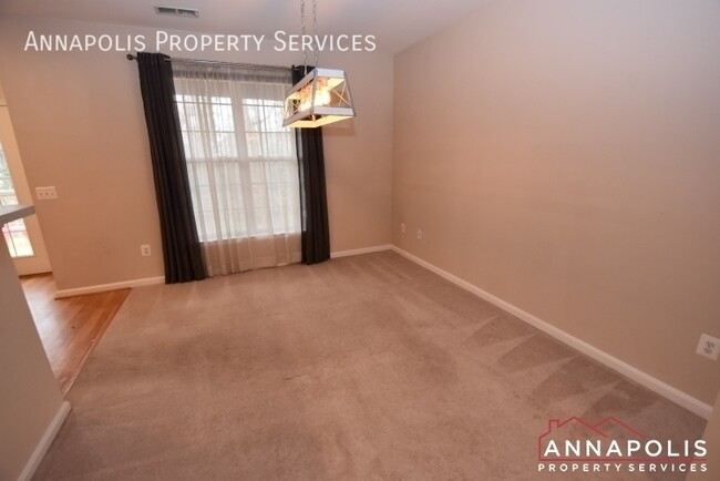 Foto del edificio - 94 Harbour Heights Dr