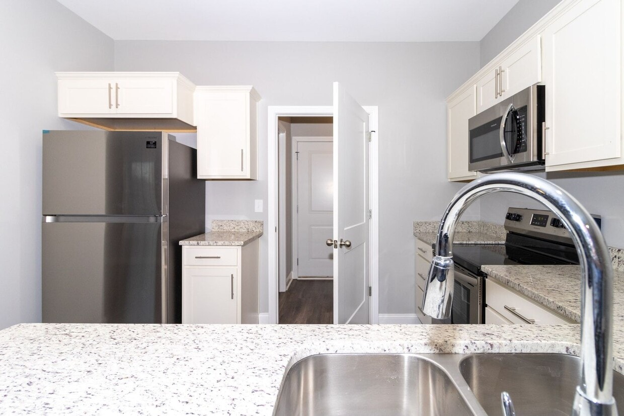 Elevated Living Starts Here Now Pre-Leasing in Winchester, KY - Elevated Living Starts Here  Now Pre-Leasing in Winchester, KY