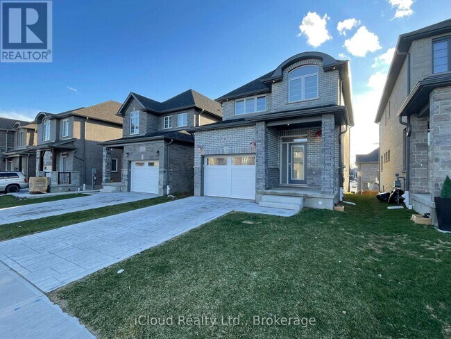 Photo du bâtiment - 167 Forest Creek Dr