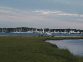 Building Photo - 34 S Harbor Dr