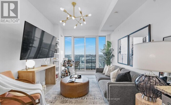 Photo du bâtiment - 9608-19608 Yonge St