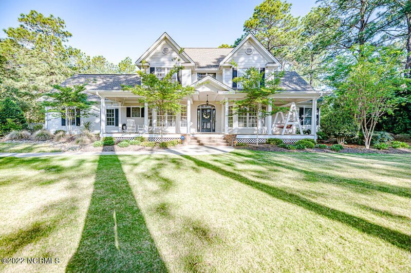 Primary Photo - 580 Fairway Dr