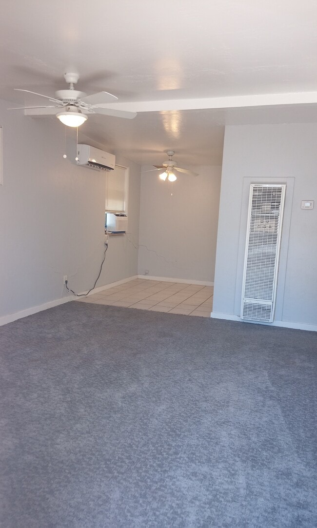 Building Photo - 425 N 20th Ave