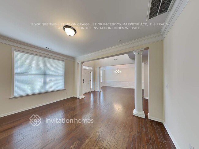 Foto del edificio - 16858 Rudence Ct