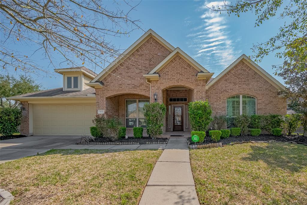 Foto principal - 8211 Mattwood Dr