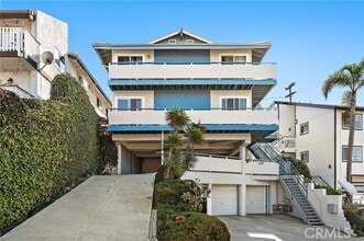 Building Photo - 229 W Escalones