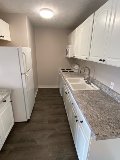 Kitchen - 247 W Union St