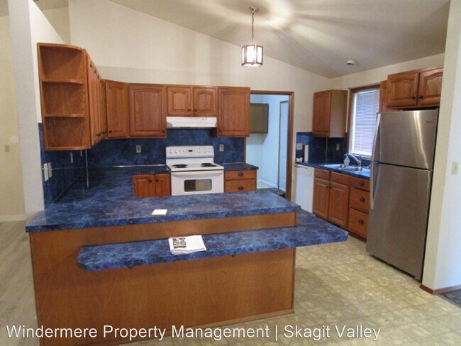 Building Photo - 3 br, 2 bath House - 25512 Minkler Road