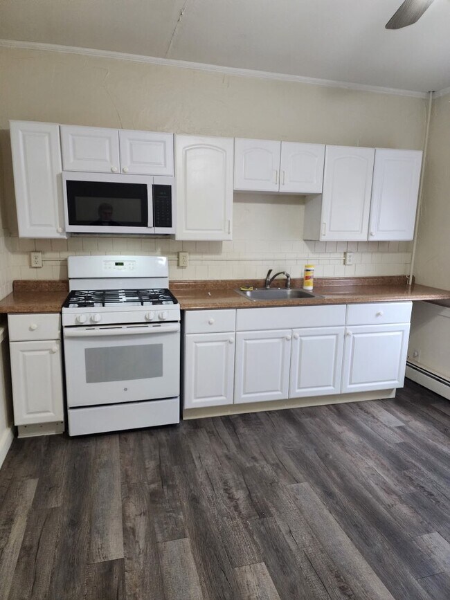Foto del edificio - Whittenton Street Apartments