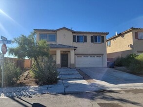 Building Photo - 3205 Outrider Ct