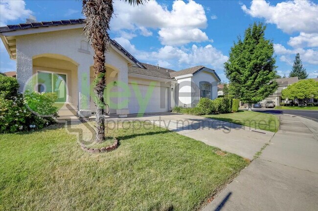 Building Photo - 9105 Pinto Canyon Way
