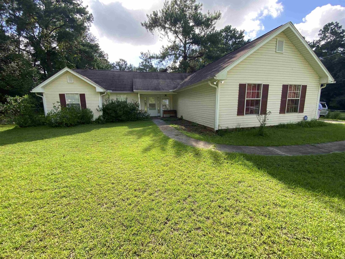 Primary Photo - 2213 Trimble Rd