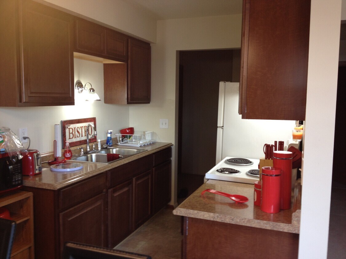 Foto principal - 2831 Johnson St NE