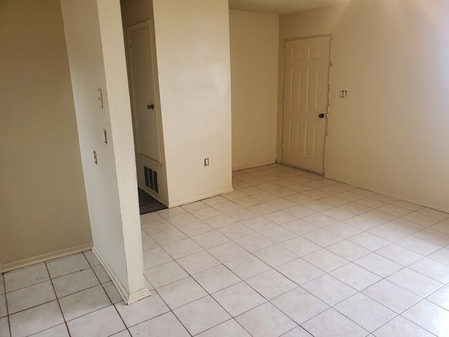 Building Photo - East County Estates Triplex