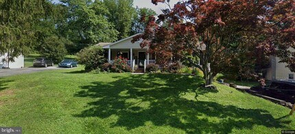 Building Photo - 473 Scott Dr