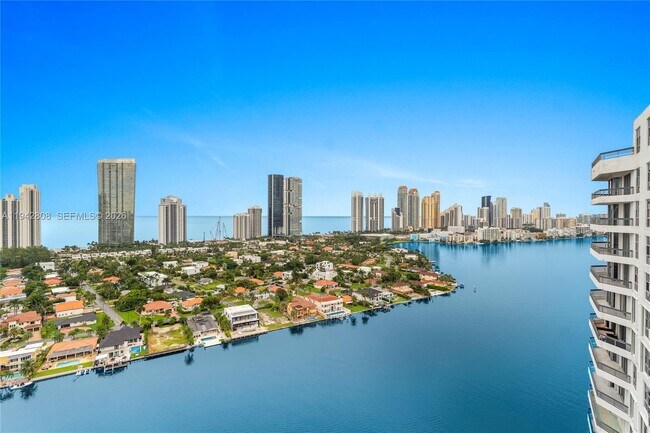 Building Photo - 19101 NE 36th Pl