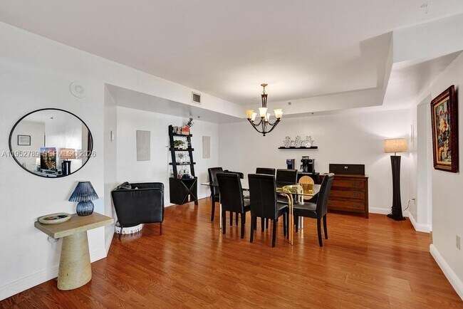 Foto del edificio - 1201 S Ocean Dr